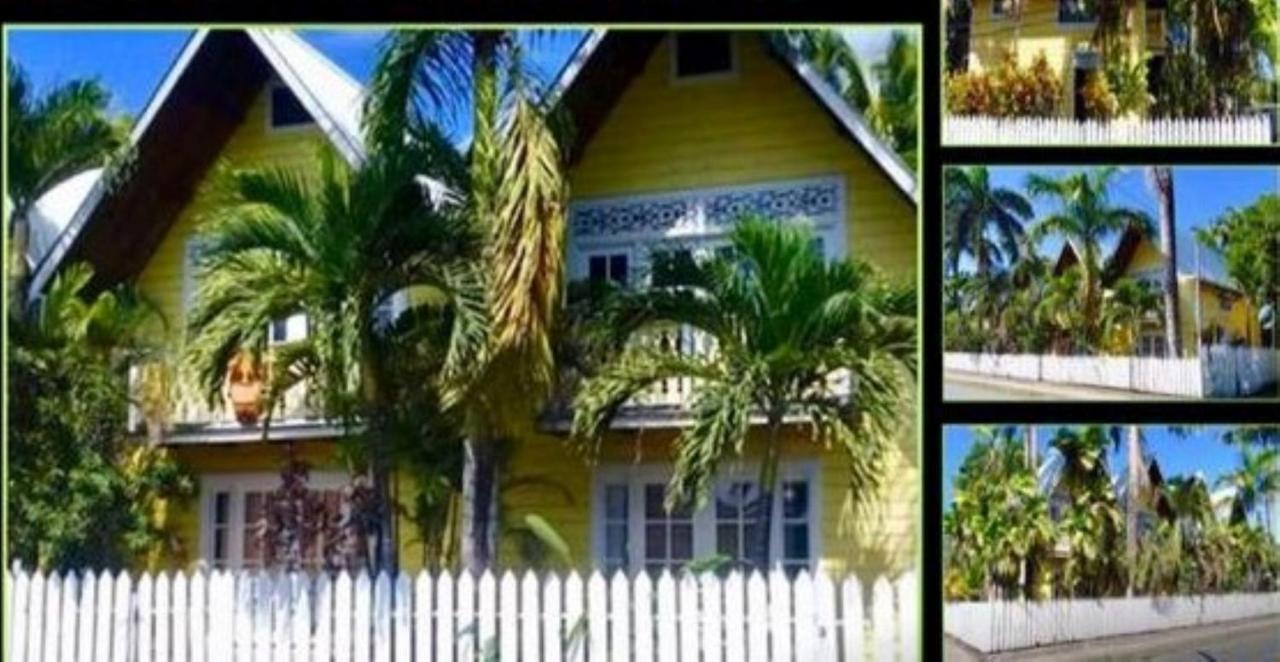 Yellow Houses Bocas Bocas Town Kültér fotó